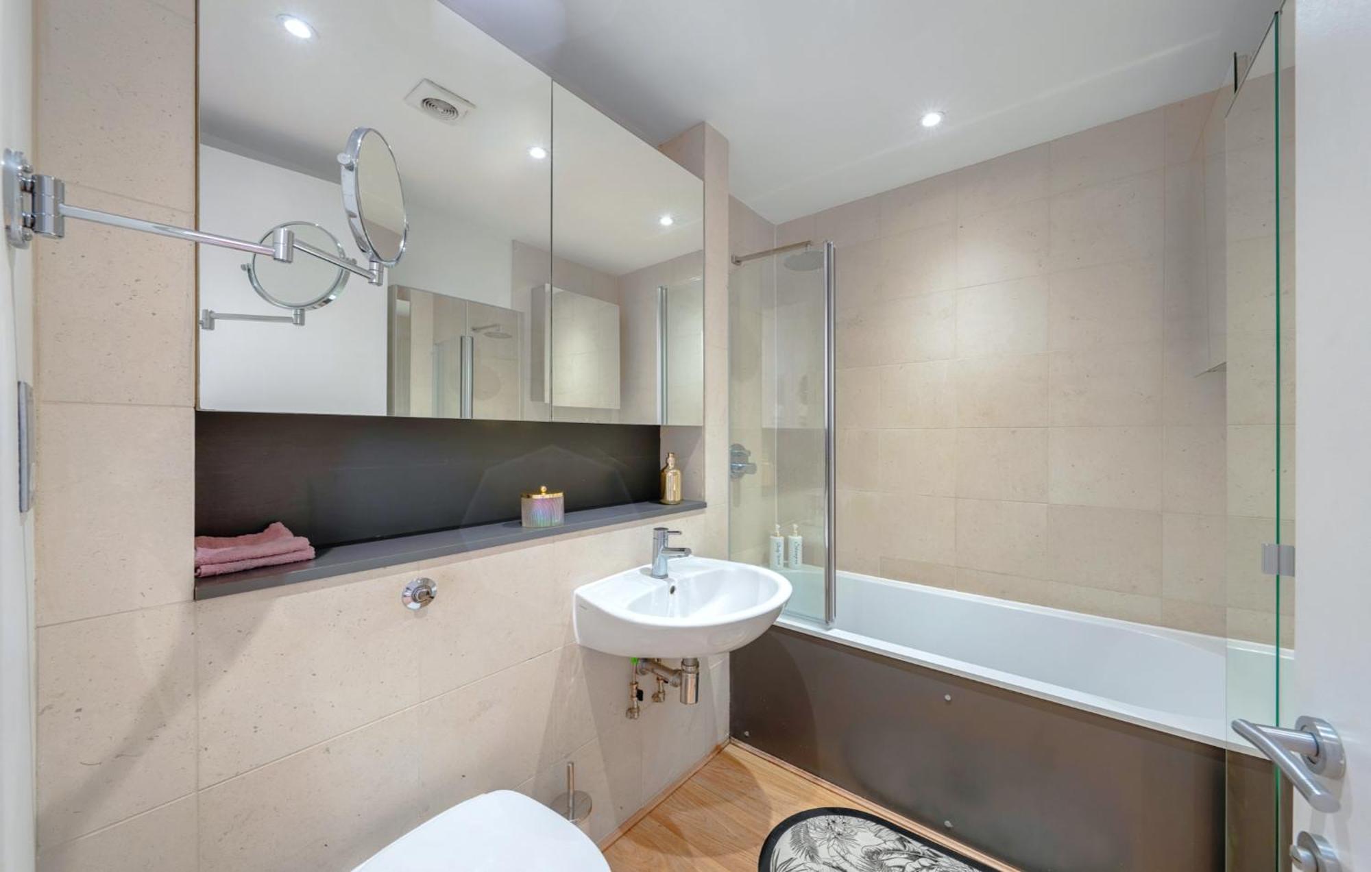 Designer Victorian Flat With Large Terrace Apartment Londra Exterior foto